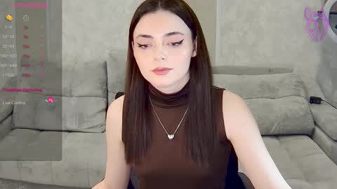 Snapshot of weareyoursun chatting on March 7, 2025, 6:43 pm Alice online show from March 7, 2025, 6:43 pm