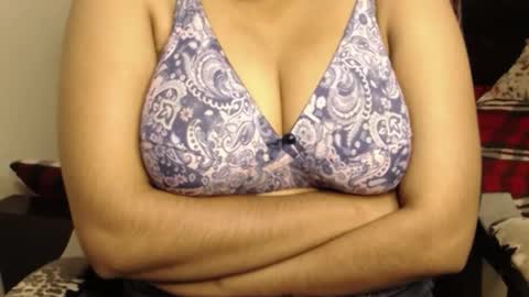 Snapshot of webshowxxx chatting on January 19, 2026, 10:41 am mina online show from January 19, 2026, 10:41 am