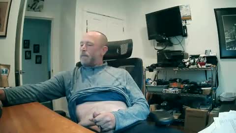 weseeyouwatching online show from November 18, 2025, 7:51 pm