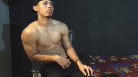 Snapshot of wesley_77 chatting on February 25, 2026, 5:28 am wesley_77 online show from February 25, 2026, 5:28 am