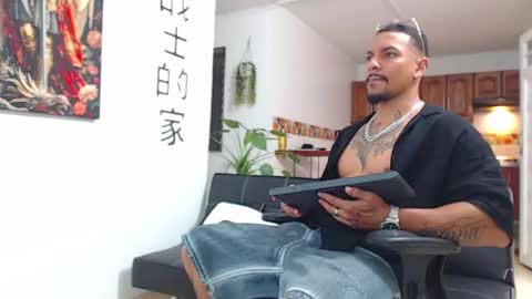 Wesley Rogger online show from February 26, 2026, 10:20 pm