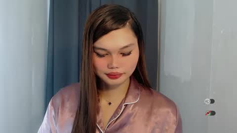 Snapshot of wet_velvet_xo chatting on February 3, 2026, 5:05 am wet_velvet_xo online show from February 3, 2026, 5:05 am