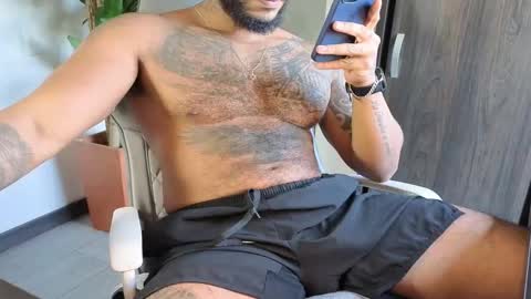 Snapshot of wheleer_green chatting on February 5, 2026, 4:00 pm Will online show from February 5, 2026, 4:00 pm