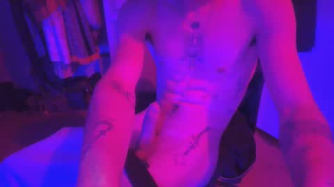 Snapshot of whispersonhickory chatting on December 19, 2024, 10:56 am whispersonhickory online show from December 19, 2024, 10:56 am