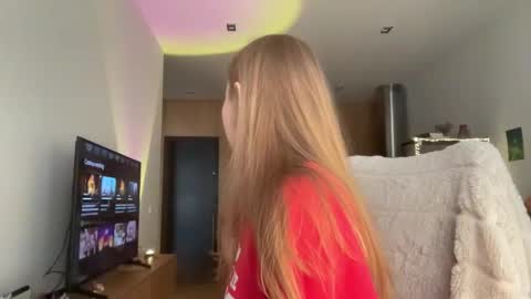 Alisa online show from February 9, 2026, 7:34 am