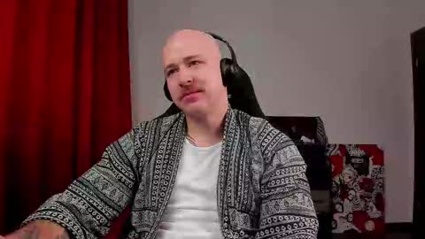 Snapshot of why_you_so_serious chatting on January 18, 2026, 3:27 pm VI online show from January 18, 2026, 3:27 pm