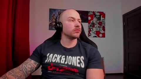 Snapshot of why_you_so_serious chatting on February 25, 2026, 6:28 pm VI online show from February 25, 2026, 6:28 pm