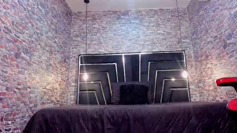 wild_firee_ online show from February 19, 2026, 7:32 pm