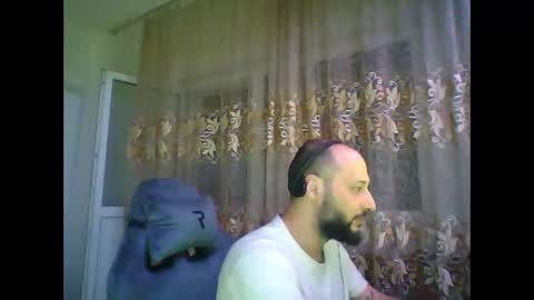 Snapshot of wildcrazypussy chatting on February 6, 2026, 2:05 am wildcrazypussy online show from February 6, 2026, 2:05 am