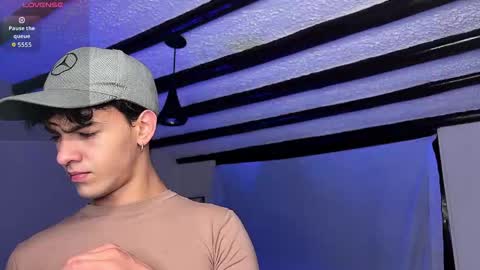 Snapshot of wilddesiree_ chatting on October 18, 2025, 2:36 am WildDesire online show from October 18, 2025, 2:36 am