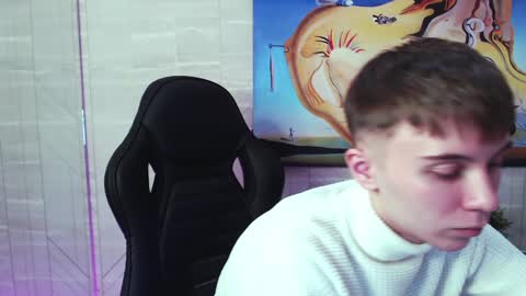 Snapshot of william_ross chatting on December 26, 2024, 9:26 pm will online show from December 26, 2024, 9:26 pm