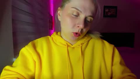 Snapshot of winter_miracle chatting on February 25, 2026, 6:34 am Winter Miracle online show from February 25, 2026, 6:34 am