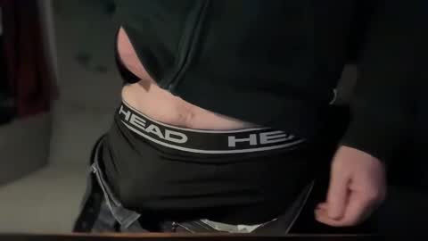 Snapshot of wintyr chatting on January 17, 2025, 10:55 am wintyr online show from January 17, 2025, 10:55 am