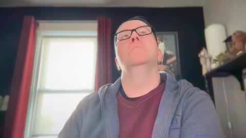 Snapshot of wintyr chatting on December 5, 2025, 4:36 pm wintyr online show from December 5, 2025, 4:36 pm