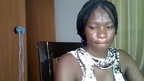 Snapshot of wizzia_khalifa chatting on February 27, 2025, 4:41 am girlie o online show from February 27, 2025, 4:41 am