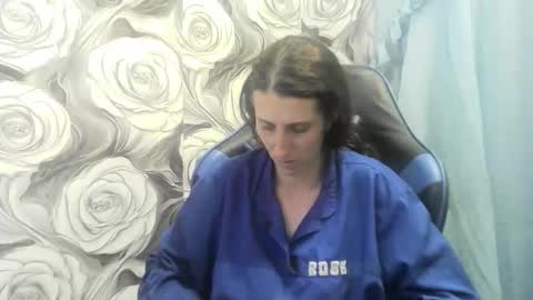 wolfxsnow online show from January 11, 2026, 8:47 pm