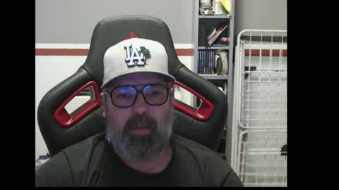 Snapshot of womenizzeer chatting on October 21, 2025, 4:19 pm Adam online show from October 21, 2025, 4:19 pm