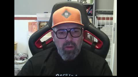 Snapshot of womenizzeer chatting on January 8, 2026, 9:33 am Adam online show from January 8, 2026, 9:33 am