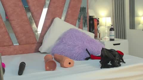 Snapshot of wonderkloe_ chatting on March 1, 2026, 7:49 pm wonderkloe_ online show from March 1, 2026, 7:49 pm