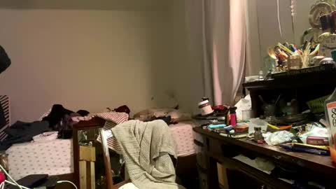 Snapshot of xander0zzz chatting on February 4, 2026, 11:38 am xander0zzz online show from February 4, 2026, 11:38 am