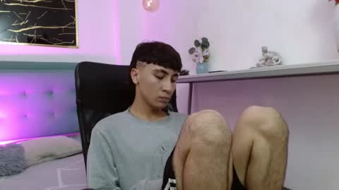 Snapshot of xandergrey8 chatting on February 10, 2026, 7:40 pm xandergrey8 online show from February 10, 2026, 7:40 pm