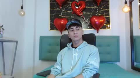 Snapshot of xandergrey8 chatting on February 21, 2026, 8:21 pm xandergrey8 online show from February 21, 2026, 8:21 pm