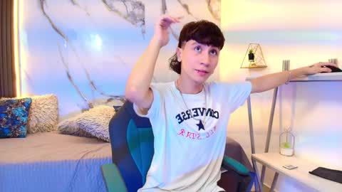 Snapshot of xandergrey8 chatting on February 24, 2026, 7:45 pm xandergrey8 online show from February 24, 2026, 7:45 pm