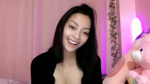 Sachi Cy online show from February 10, 2025, 2:59 pm