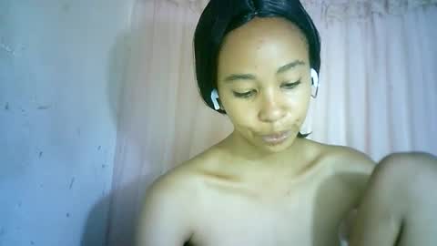 Snapshot of xenna610827 chatting on January 28, 2025, 6:39 pm xenna610827 online show from January 28, 2025, 6:39 pm