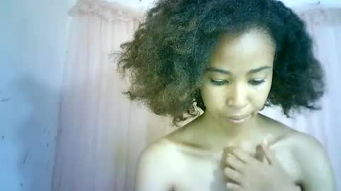 Snapshot of xenna610827 chatting on February 2, 2025, 7:20 am xenna610827 online show from February 2, 2025, 7:20 am