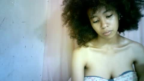 Snapshot of xenna610827 chatting on February 3, 2025, 10:58 am xenna610827 online show from February 3, 2025, 10:58 am