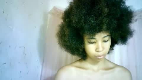 Snapshot of xenna610827 chatting on February 22, 2025, 3:14 pm xenna610827 online show from February 22, 2025, 3:14 pm