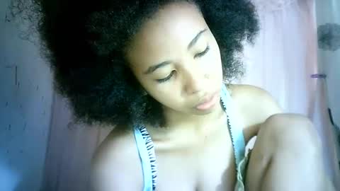 Snapshot of xenna610827 chatting on February 28, 2025, 8:20 am xenna610827 online show from February 28, 2025, 8:20 am