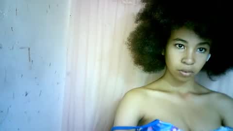 Snapshot of xenna610827 chatting on March 7, 2025, 2:12 pm xenna610827 online show from March 7, 2025, 2:12 pm