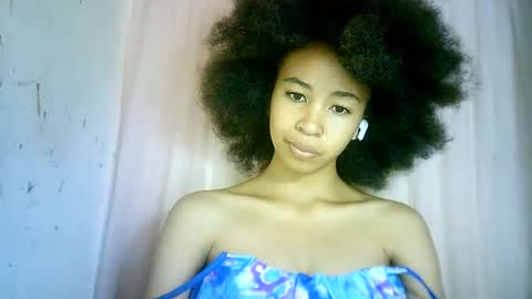 Snapshot of xenna610827 chatting on March 9, 2025, 5:49 pm xenna610827 online show from March 9, 2025, 5:49 pm