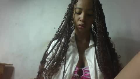 Snapshot of xenna610827 chatting on February 6, 2026, 8:18 am xenna610827 online show from February 6, 2026, 8:18 am