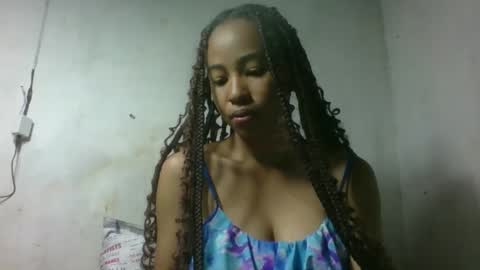 Snapshot of xenna610827 chatting on February 13, 2026, 2:02 pm xenna610827 online show from February 13, 2026, 2:02 pm