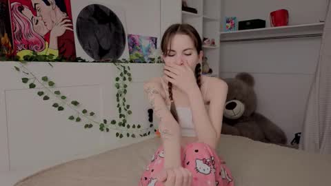 Eva online show from February 10, 2026, 5:11 am