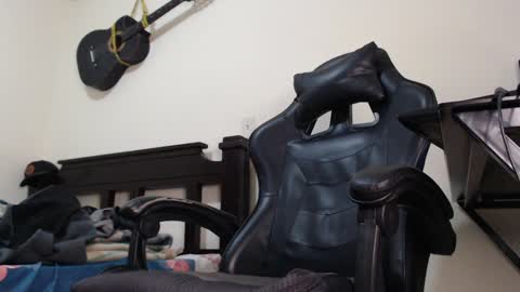 Snapshot of yacklol chatting on December 19, 2024, 4:13 am jack thopmson online show from December 19, 2024, 4:13 am