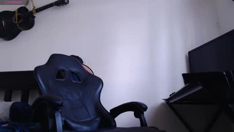 Snapshot of yacklol chatting on December 31, 2024, 8:12 pm jack thopmson online show from December 31, 2024, 8:12 pm