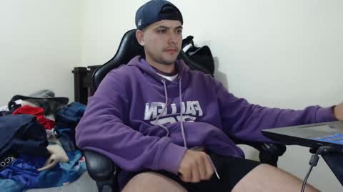 Snapshot of yacklol chatting on January 22, 2025, 2:37 am jack thopmson online show from January 22, 2025, 2:37 am