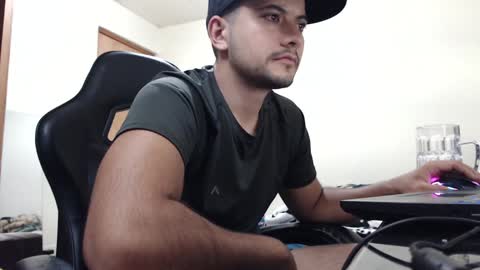 Snapshot of yacklol chatting on January 28, 2025, 5:11 am jack thopmson online show from January 28, 2025, 5:11 am