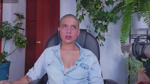 Snapshot of yeriawaddell_ chatting on March 1, 2026, 10:23 pm yeriawaddell online show from March 1, 2026, 10:23 pm