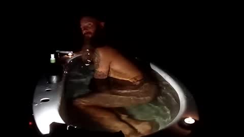 youllfall4me online show from October 31, 2025, 5:30 am