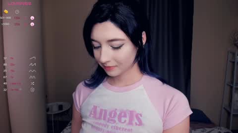 Lina online show from February 1, 2025, 12:47 pm