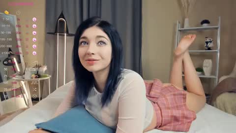 Lina online show from March 2, 2025, 6:59 am