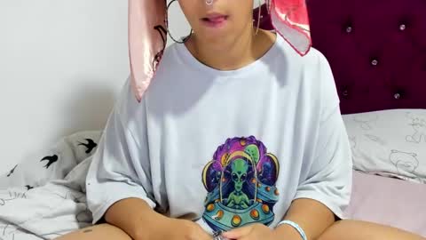 Snapshot of youwishtobeme chatting on February 17, 2025, 3:25 am elizabeth ju online show from February 17, 2025, 3:25 am