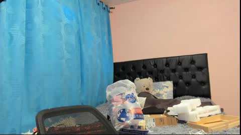 emmy online show from January 30, 2025, 3:51 pm