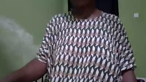 YUMMY online show from September 12, 2025, 4:18 pm