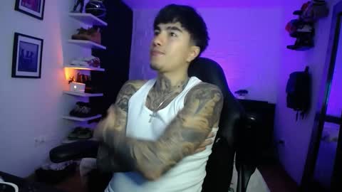 zac_muller1 online show from February 15, 2026, 4:42 am